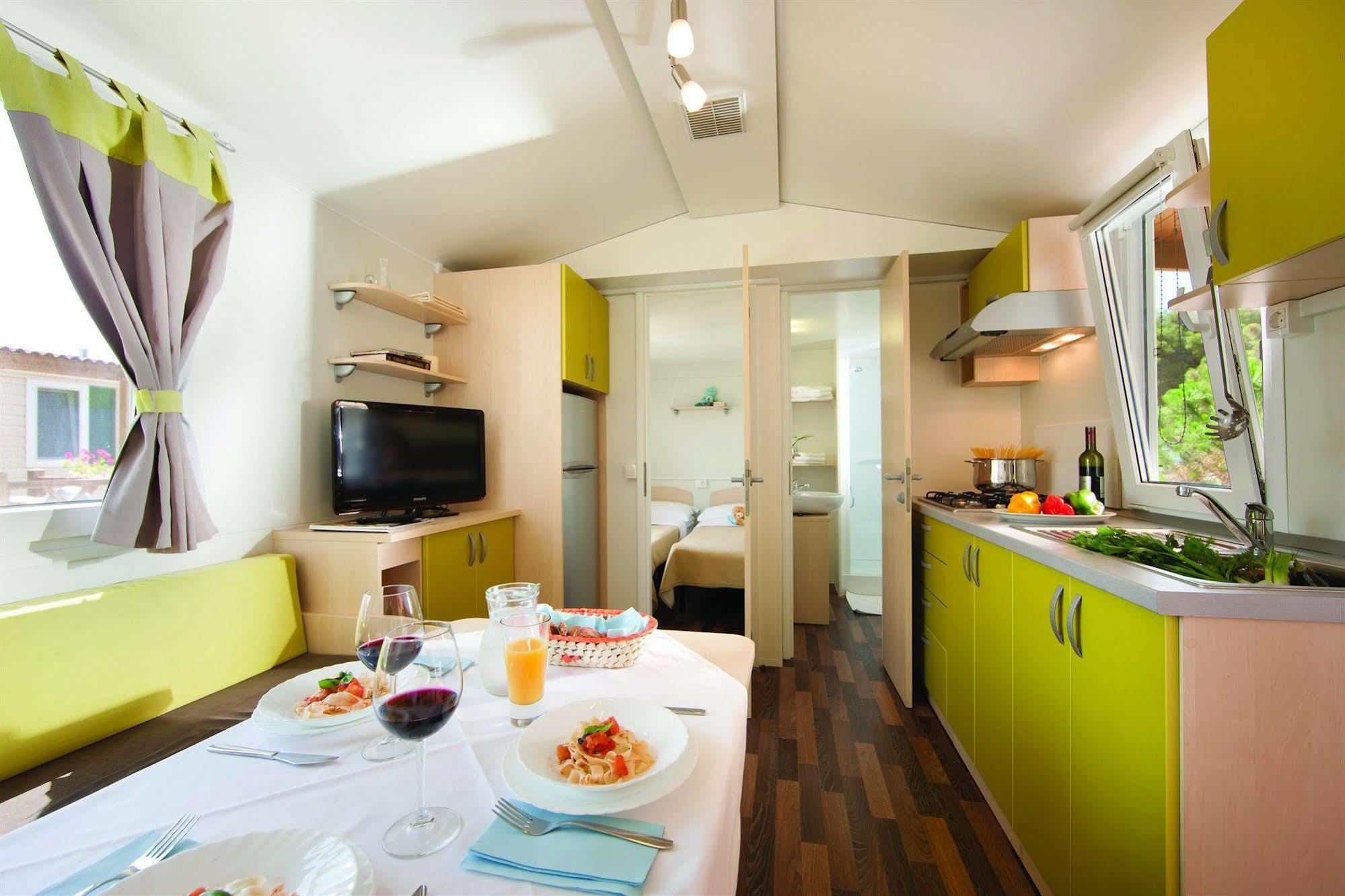 Aminess Sirena - Holiday Homes Classic Novigrad  Exterior photo